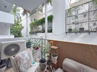 Discover the essence of South Beach living in this cozy studio