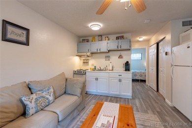 Looking for the perfect lakefront escape? Look no further! This