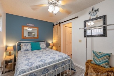 Looking for the perfect lakefront escape? Look no further! This