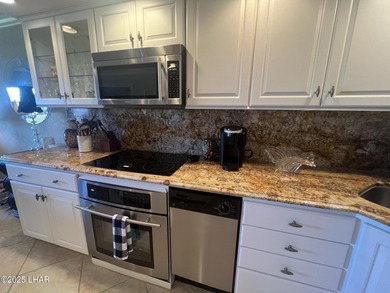 PENTHOUSE ' TOP LEVEL' LOCATION - MASTER PIECE TOTAL REMODEL -