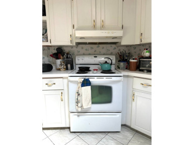 MOTIVATED SELLER! MAKE THIS SPACIOUS 2-BEDROOM, 2-BATHROOM HOME