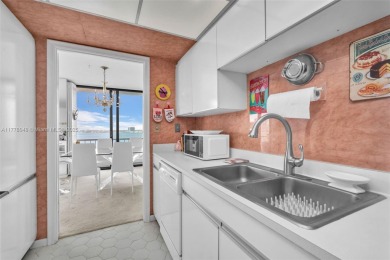 Perched on the 19th floor of a prestigious Singer Island