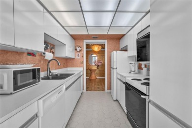 Perched on the 19th floor of a prestigious Singer Island