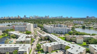 Spacious 1 bed 1 bath condo in the gated Jade Winds in North