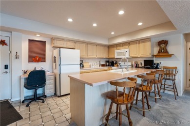 Gorgeous panoramic views, large custom Screened in deck designs