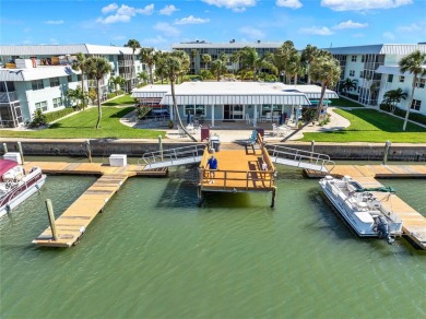 Owner is motivated ! Your Waterway East complex New Smyrna Beach