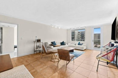 If you Dreamed of living on the Ocean, this is a great