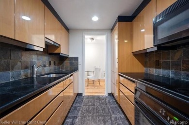 Wow! Stunning 18th-floor Condo with Breathtaking Water & City