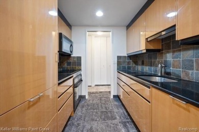 Wow! Stunning 18th-floor Condo with Breathtaking Water & City