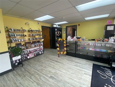 Nice professional office/retail building located on Post Road