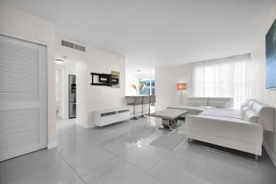 Furnished corner condo just 1 block from the beach-ideal for