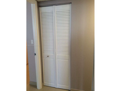 GREAT OPPORTUNITY !
Stylish coastal living at the