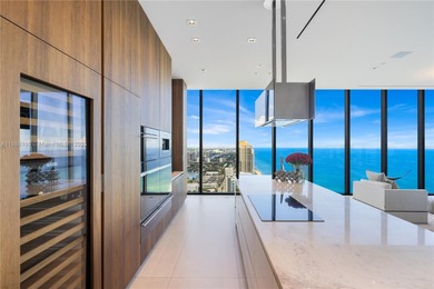 FULL-FLOOR DESIGNER OCEANFRONT LOWER PENTHOUSE WITH UNOBSTRUCTED