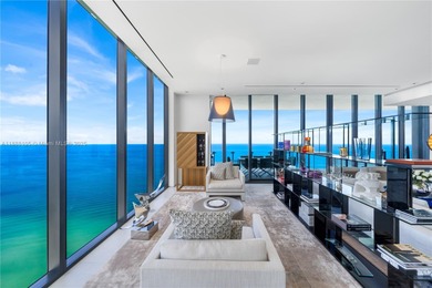 FULL-FLOOR DESIGNER OCEANFRONT LOWER PENTHOUSE WITH UNOBSTRUCTED