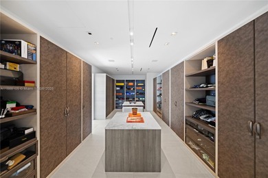 FULL-FLOOR DESIGNER OCEANFRONT LOWER PENTHOUSE WITH UNOBSTRUCTED