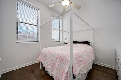 Rarely available top-floor, corner 1BR/1BA loft in the