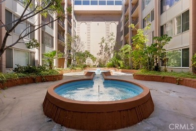 Great Condo, Great Price!!  This condo is conveniently located