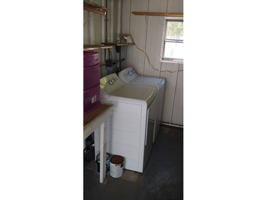 Price:  $54,900.00  ~  Monthly Lot Lease:  $610.00  ~  Monthly