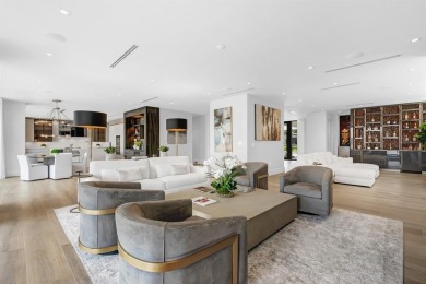 MAJOR RENOVATION COMPLETED IN APRIL 2024. Enchanting waterfront