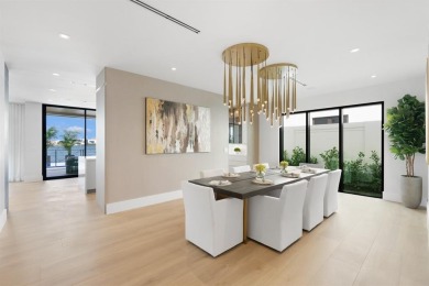 MAJOR RENOVATION COMPLETED IN APRIL 2024. Enchanting waterfront