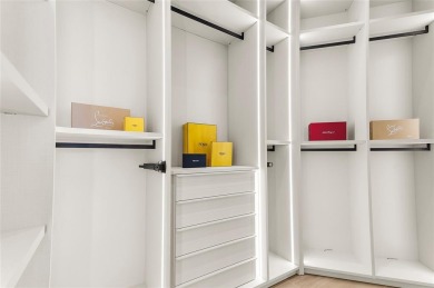 MAJOR RENOVATION COMPLETED IN APRIL 2024. Enchanting waterfront