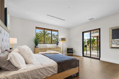 MAJOR RENOVATION COMPLETED IN APRIL 2024. Enchanting waterfront