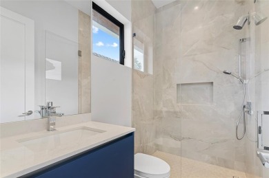 MAJOR RENOVATION COMPLETED IN APRIL 2024. Enchanting waterfront