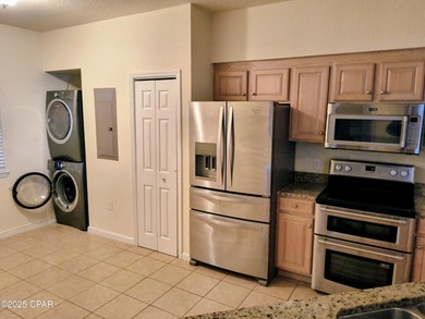 OPEN HOUSE 11/23 1:00PM until 3:00PM!!Welcome to your new home