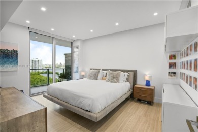 The only residence in The Harbour with this layout: a 16th-floor