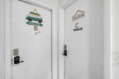 FULLY LEASED AND FURNISHED TURNKEY INVESTMENT POTENTIAL!