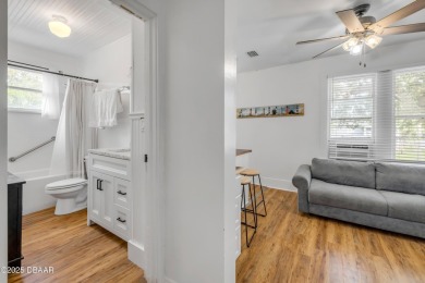 FULLY LEASED AND FURNISHED TURNKEY INVESTMENT POTENTIAL!