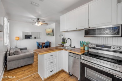 FULLY LEASED AND FURNISHED TURNKEY INVESTMENT POTENTIAL!