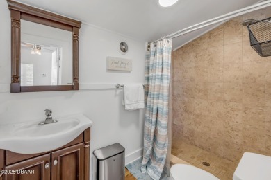 FULLY LEASED AND FURNISHED TURNKEY INVESTMENT POTENTIAL!