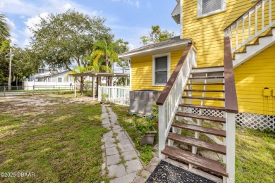 FULLY LEASED AND FURNISHED TURNKEY INVESTMENT POTENTIAL!