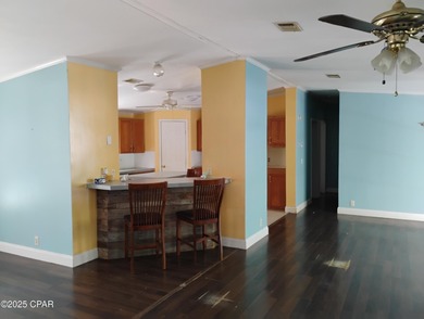 Make Your Lakefront Dream a Reality! This lakefront home has