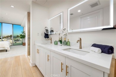 3072 Scholarship - Luxury Living in The Plaza. Experience