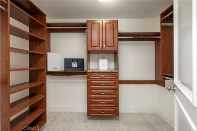 3072 Scholarship - Luxury Living in The Plaza. Experience