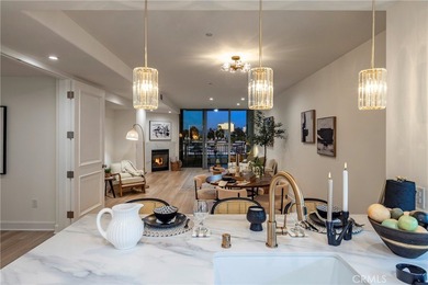 3072 Scholarship - Luxury Living in The Plaza. Experience