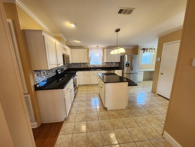 55+/01/3BD2BA/1920SQ/HUGE/GRANITE/INSULATED WINDOWS/CROWN