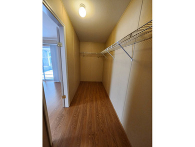 55+/01/3BD2BA/1920SQ/HUGE/GRANITE/INSULATED WINDOWS/CROWN