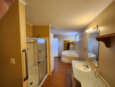 55+/01/3BD2BA/1920SQ/HUGE/GRANITE/INSULATED WINDOWS/CROWN