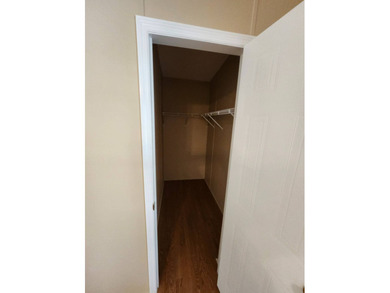 55+/01/3BD2BA/1920SQ/HUGE/GRANITE/INSULATED WINDOWS/CROWN