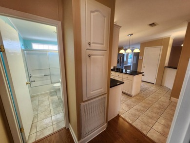 55+/01/3BD2BA/1920SQ/HUGE/GRANITE/INSULATED WINDOWS/CROWN