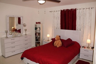 Apartment spacious 3 bed 2 bath with tiles throughout floors in