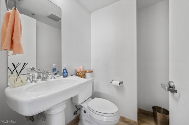 Exceptional, custom built corner unit at Pinnacle. Downtown