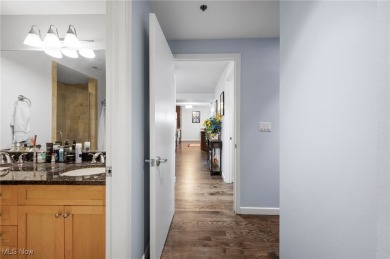 Exceptional, custom built corner unit at Pinnacle. Downtown