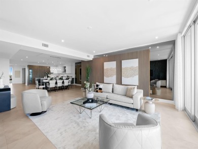 Experience breathtaking panoramic views of the intracoastal