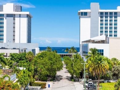 Experience breathtaking panoramic views of the intracoastal