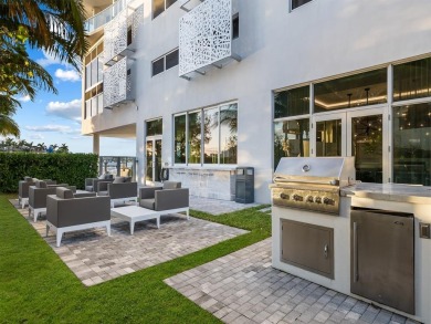 Experience breathtaking panoramic views of the intracoastal