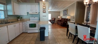 Come settle down in comfort and relaxation in a lovely